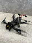 Dron fpv 4 cale sub250 g jak Flywoo Explorer