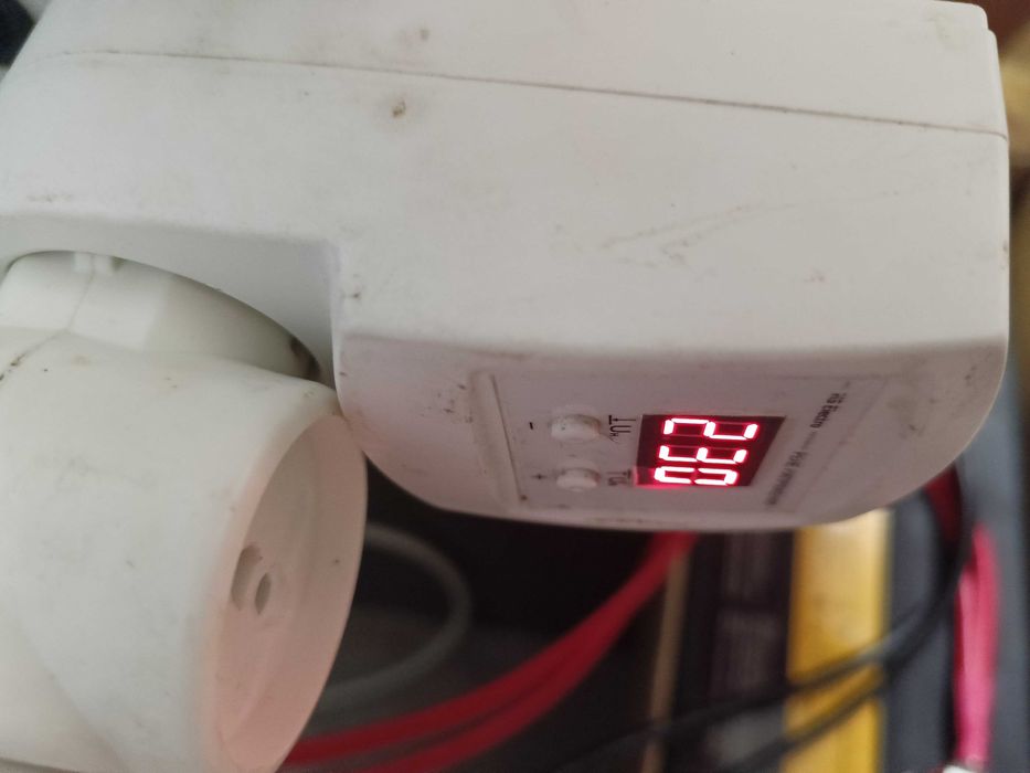 Бесперебойник  с аккумулятором