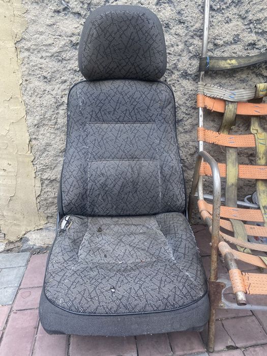 Сидіння з 8ки дешево