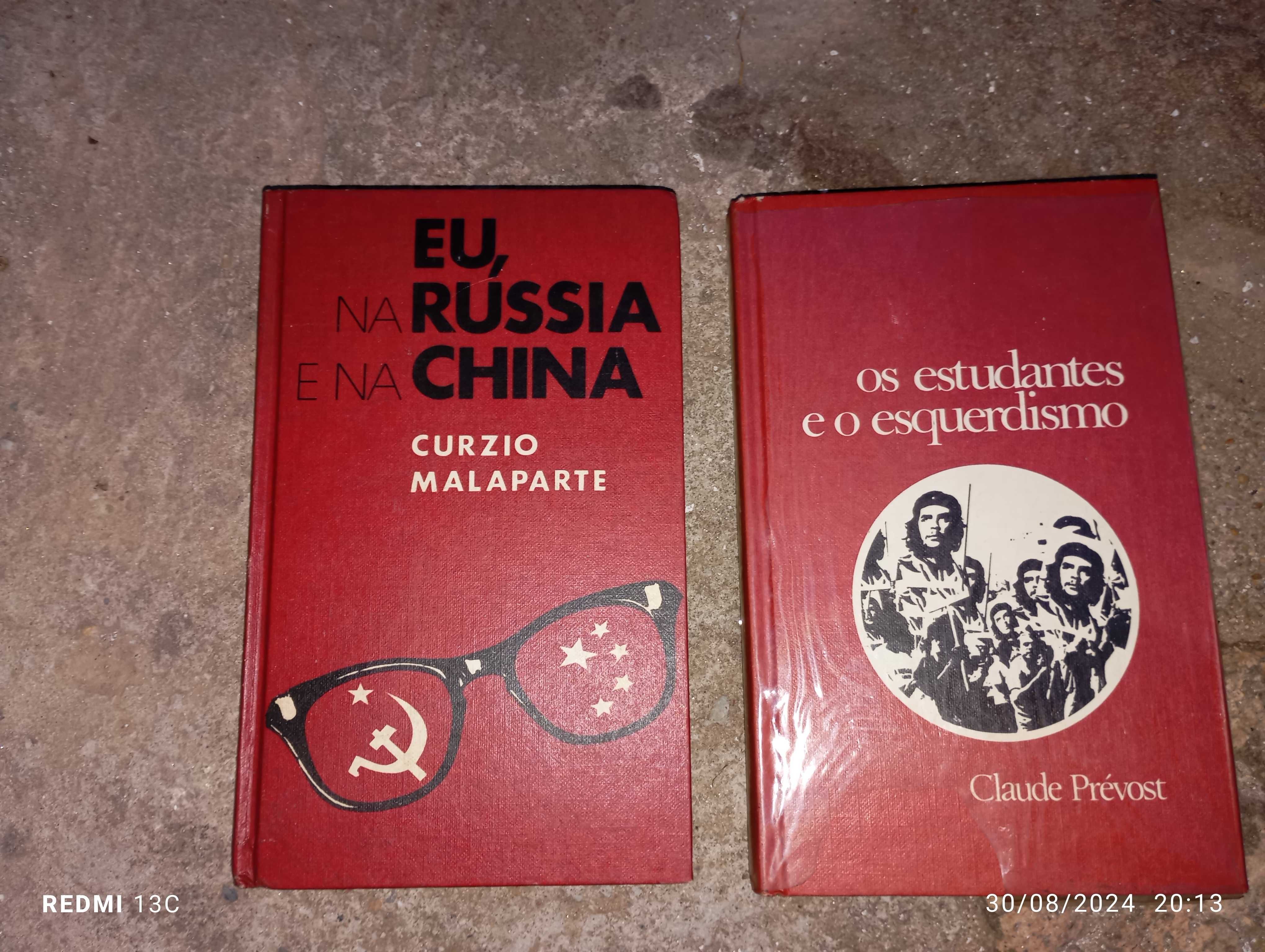 Vários livros antigos