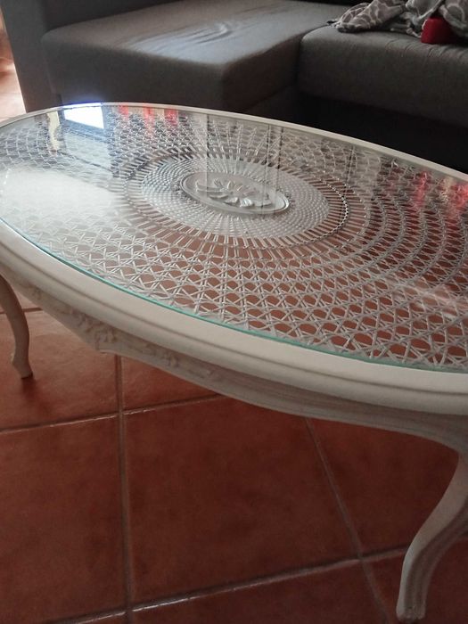 Mesa centro com vidro vintage