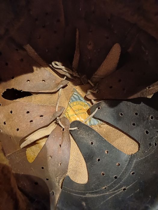 Kask motocyklowy orzeszek PRL topek