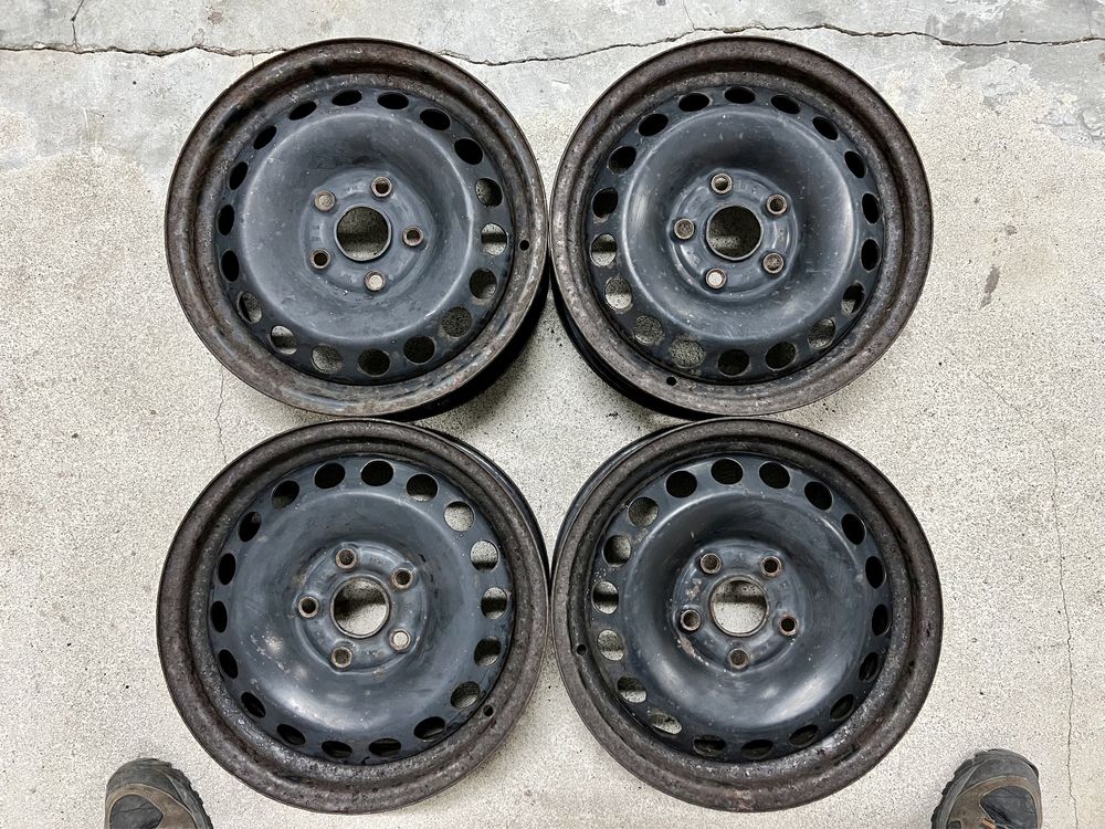 Felgi 15" cali Volkswagen Caddy III IV Maxi I Touran I i FL Cross I