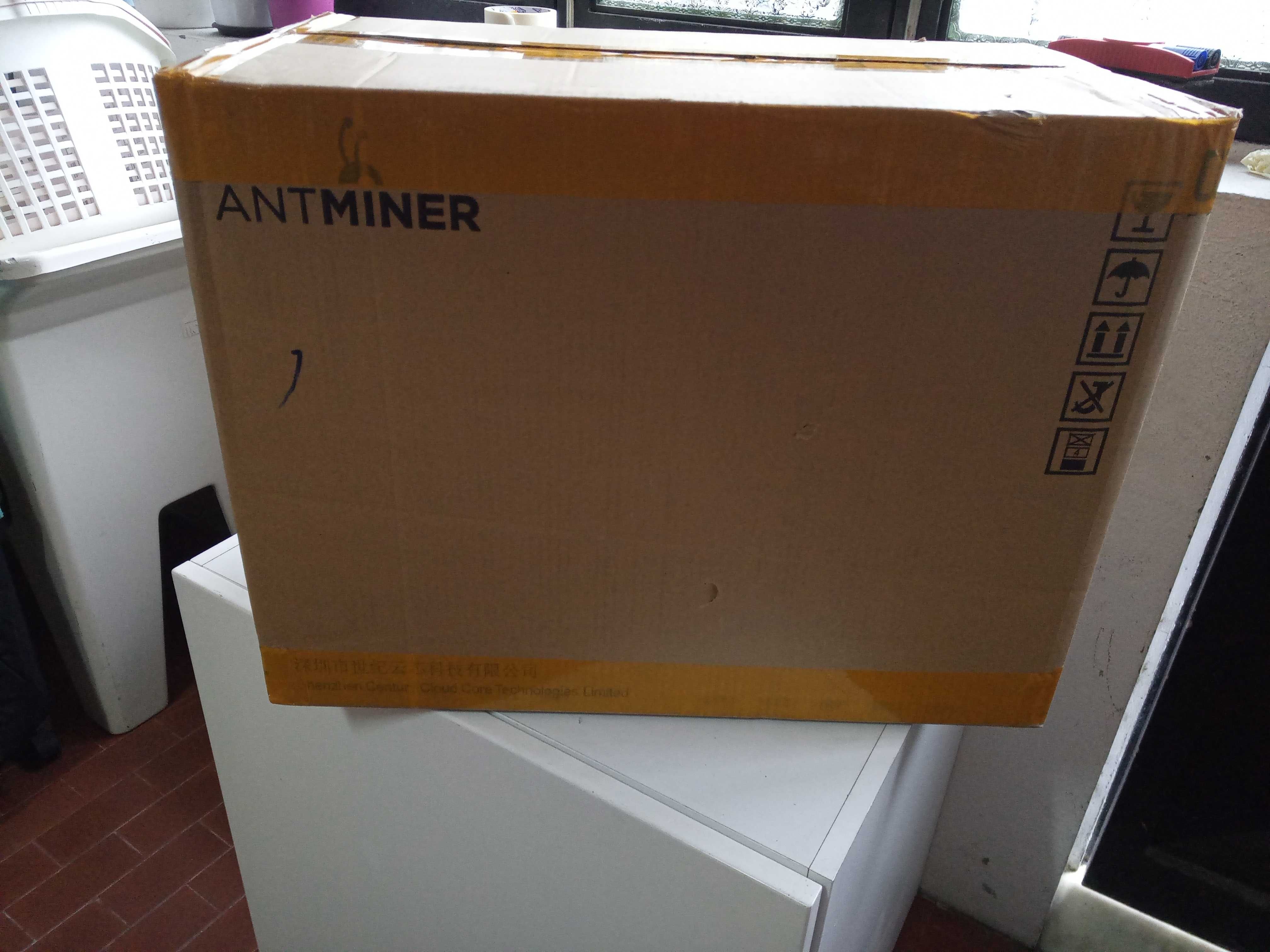 Bitmain Antminer L7  Litecoin Doge Miner Bitcoin kaspa