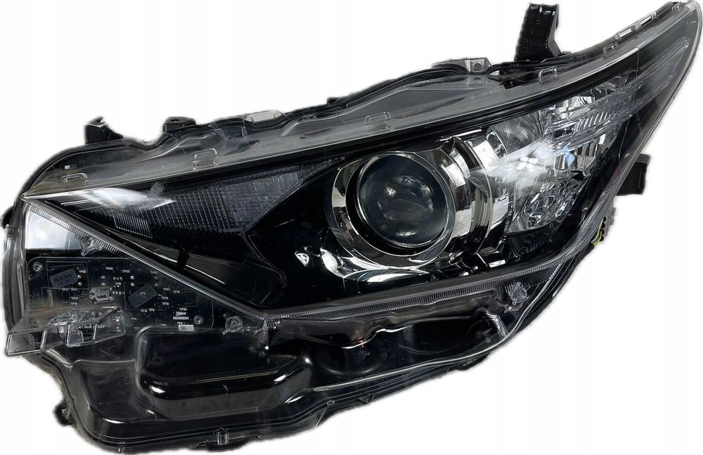 TOYOTA AURIS II 2 LIFT 2015 - LAMPA LEWA PRZÓD 81170-02K30 23.02.2020