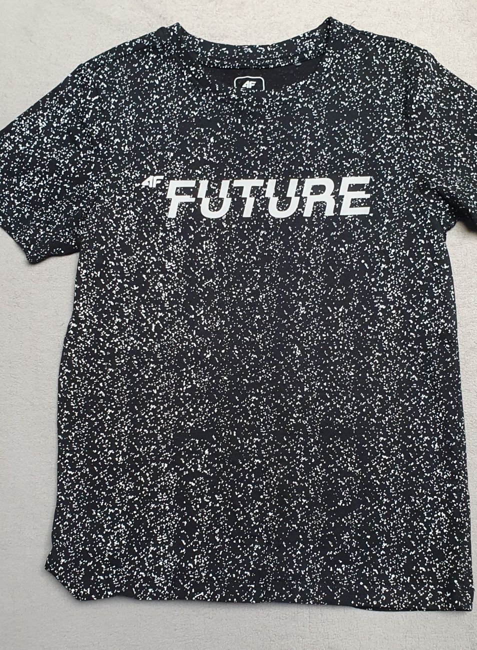 4f t shirt future