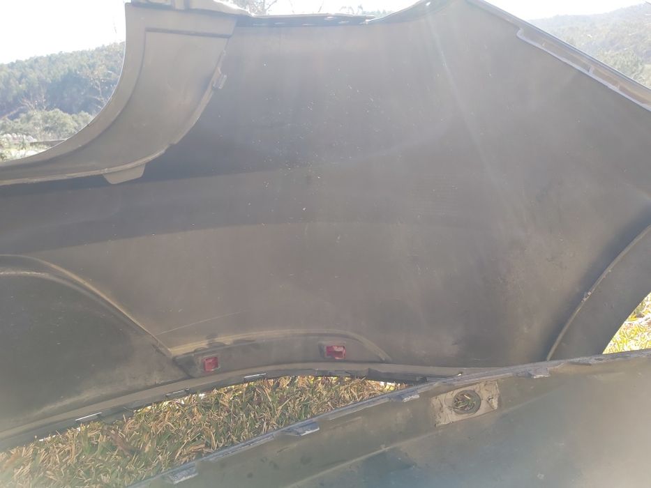 Parachoques traseiro Ibiza 6j SC 3 portas