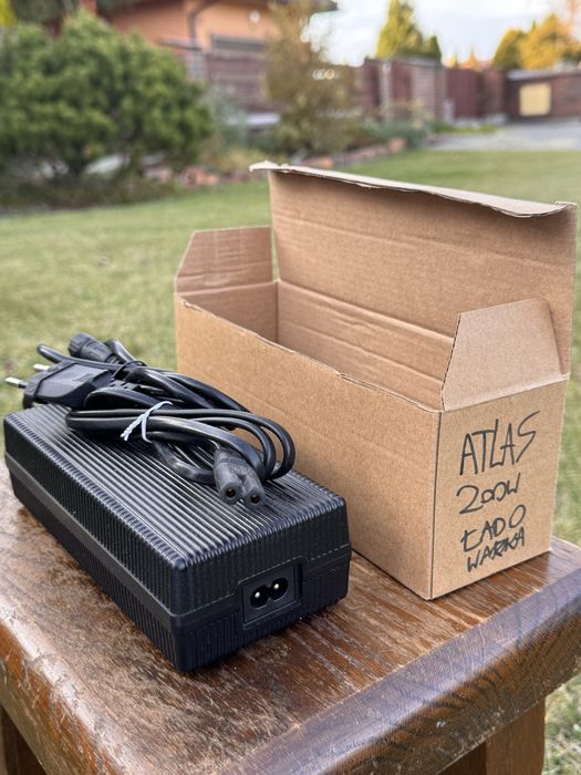 Nowa Ładowarka Exway Atlas 200W do deskorolki elektrycznej AC 51V 4A