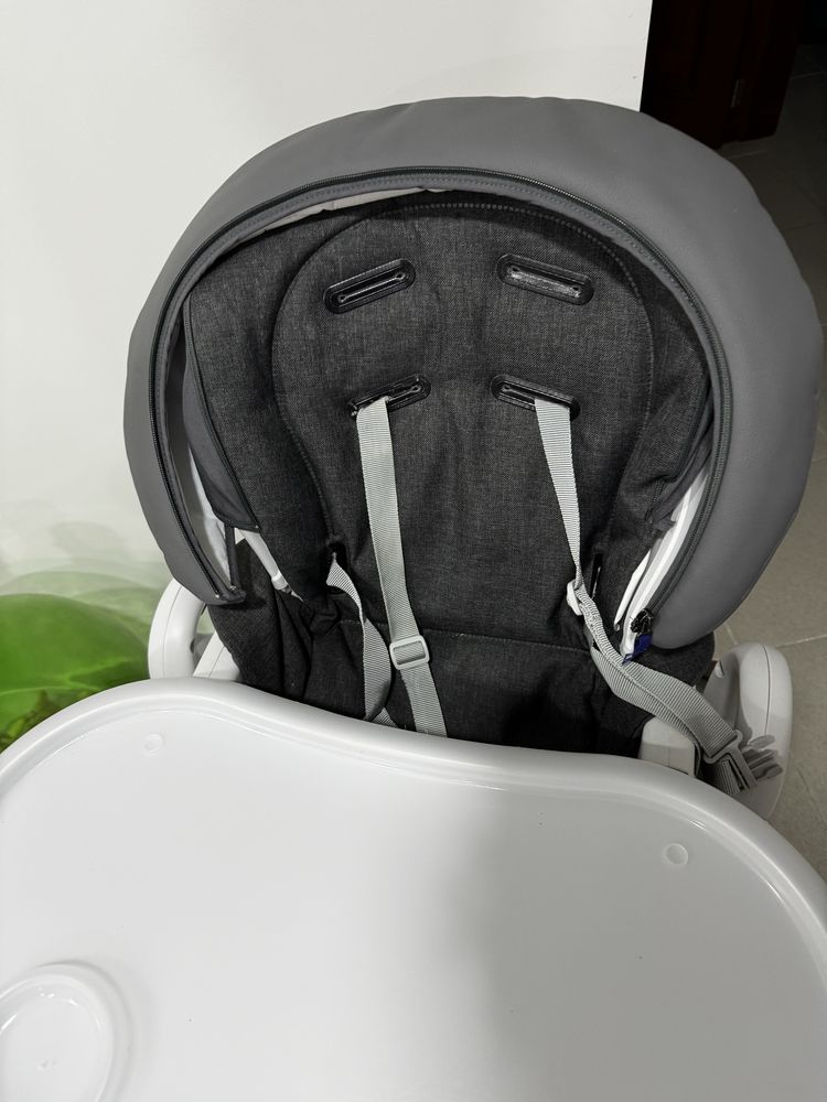 Cadeira de alimentação bebe/criança