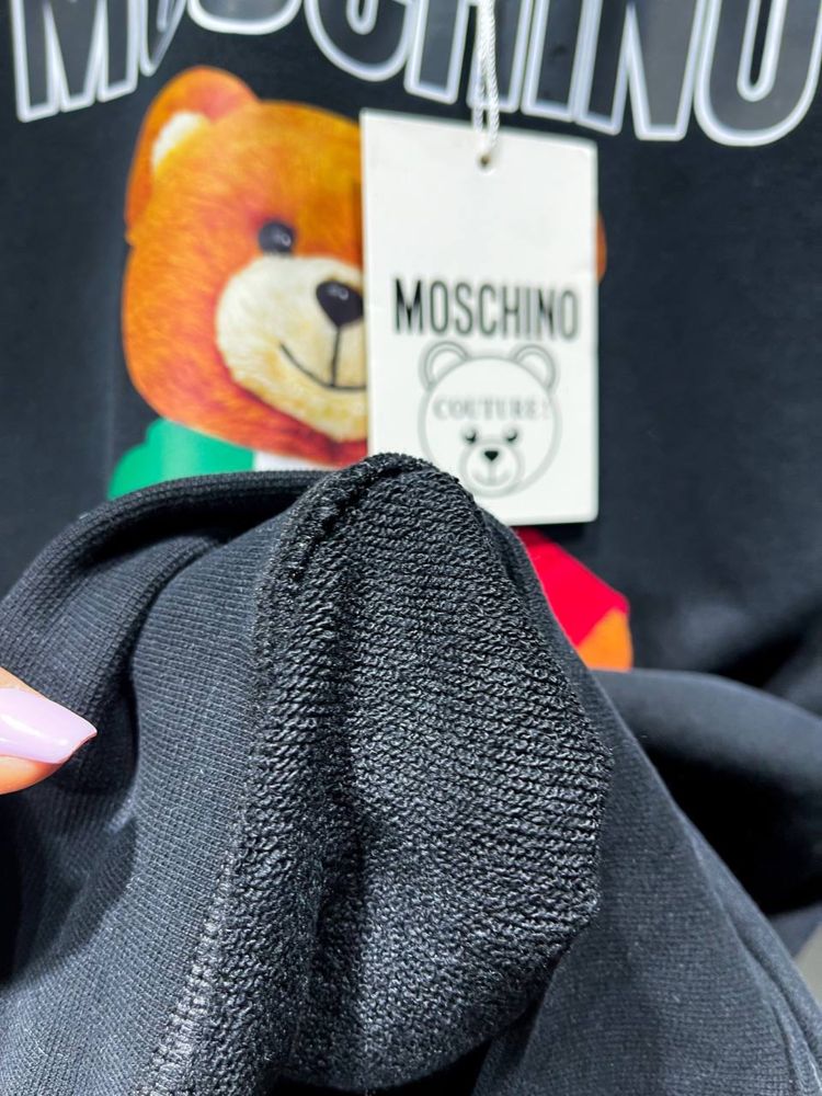 Женский Прогулочный Спортивный Костюм в стиле Moschino