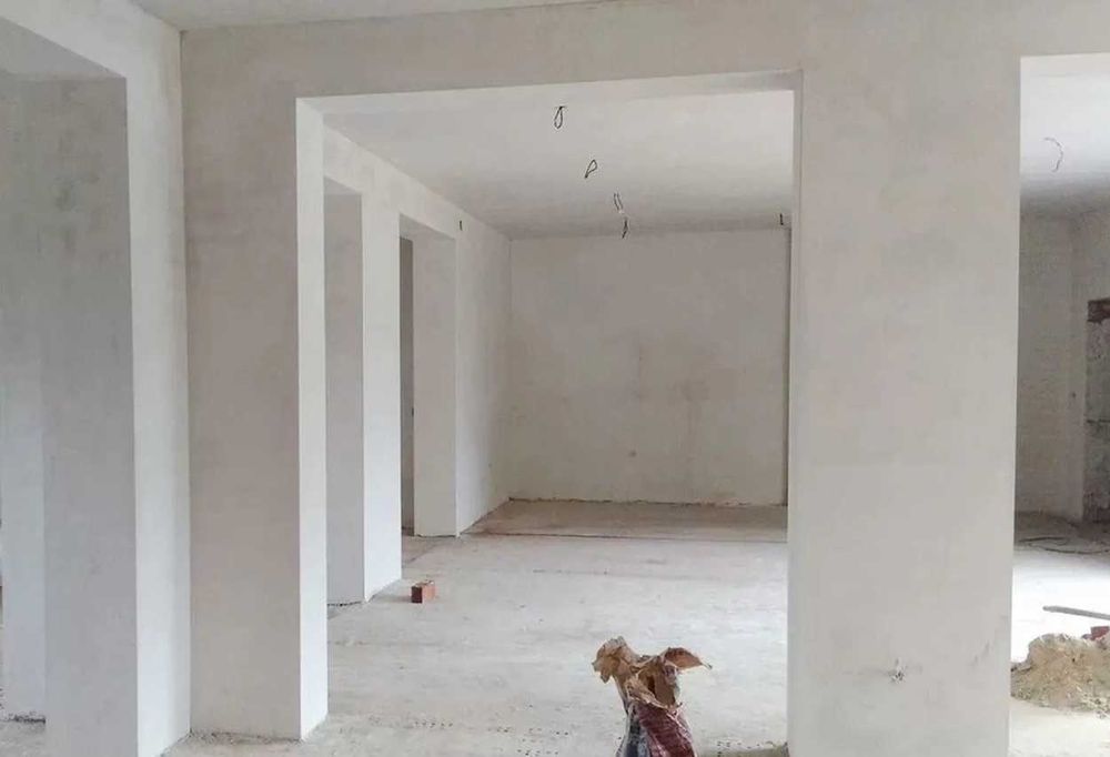 Машинна штукатурка стін (стен) - стяжка підлоги(пола).