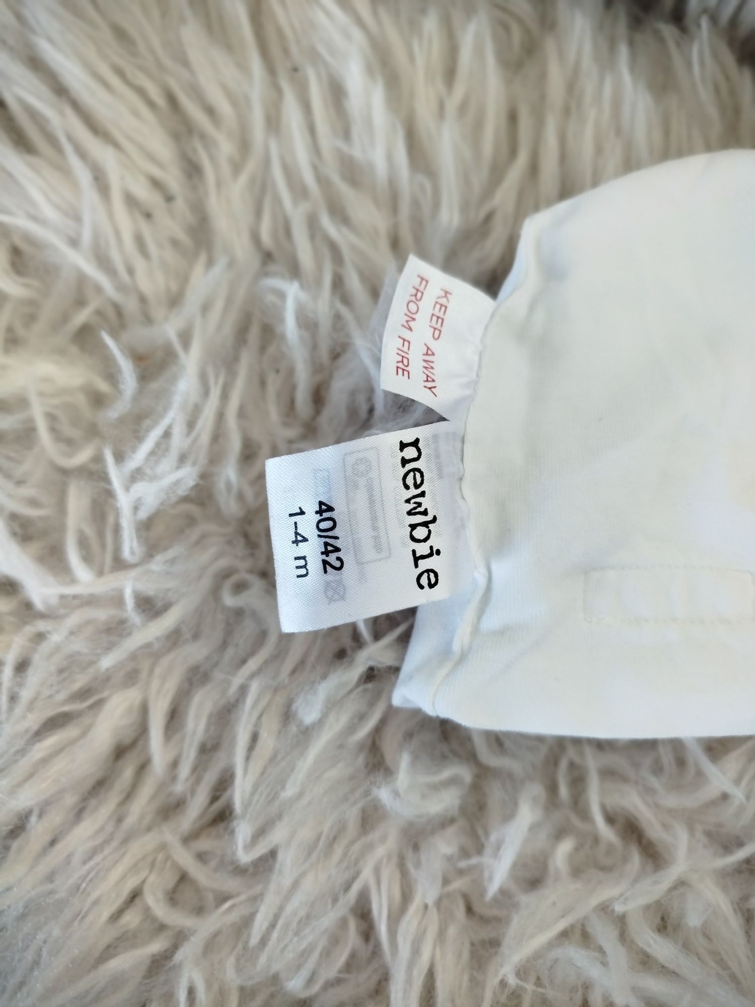 Czapeczka niemowlęca Newbie 40/42
