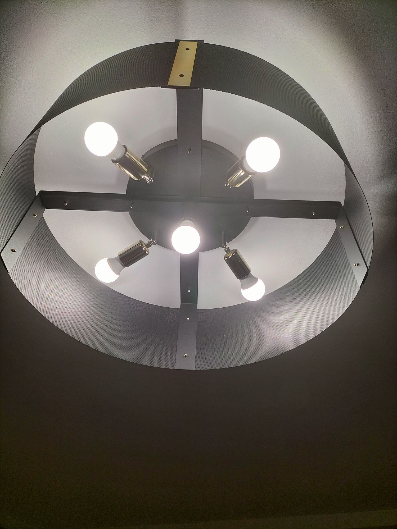 Lampa sufitowa czarno-złota