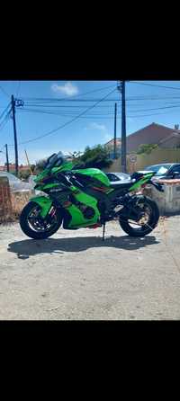 Kawasaki Ninja  ZX 10R