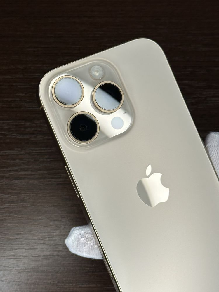 Продам iPhone 16 Pro 256gb Desert Titanium, Neverlock, Grade A-