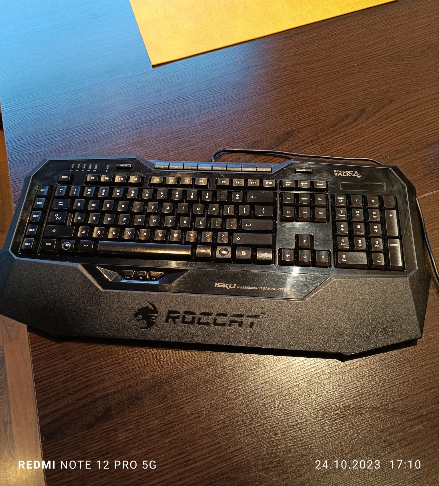 klawiatura gamingowa podświetlana Roccat Isku Illuminated Gaming