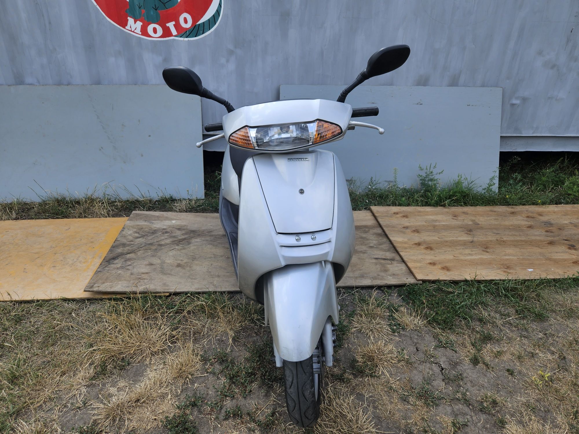 Продажа Honda Lead 20 без пробігу по Україні Lead48 з Японії мопед 2Т