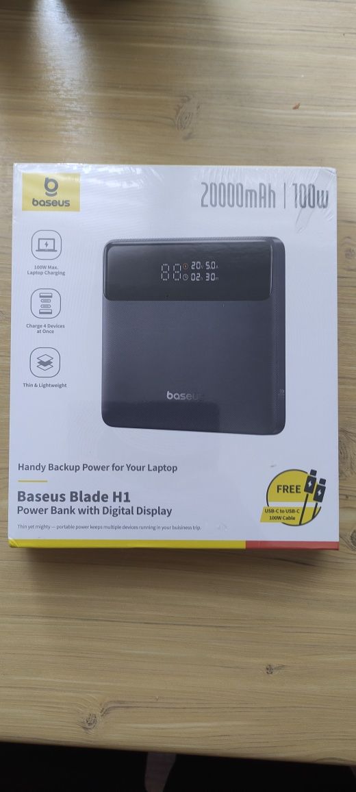 Продам повербанк baseus 20000