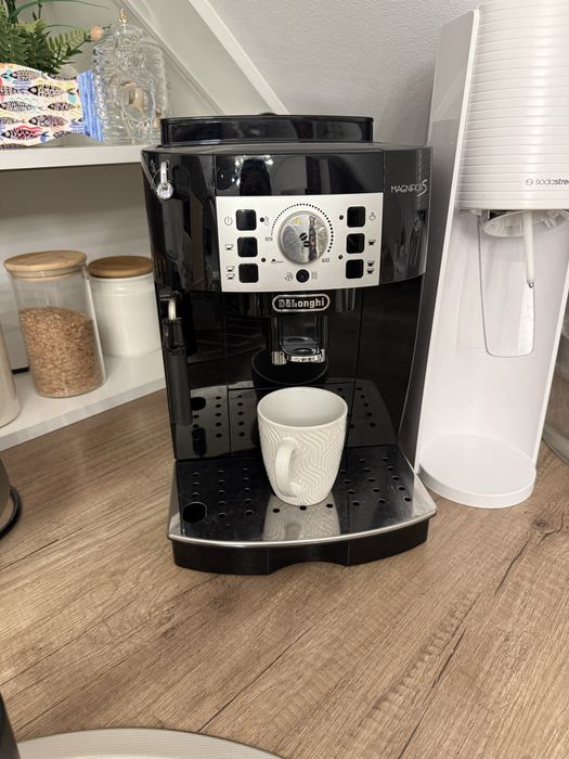 Ekspres do kawy DeLonghi