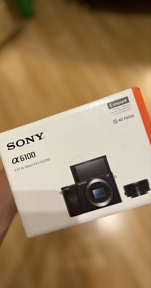 Aparat sony a6100