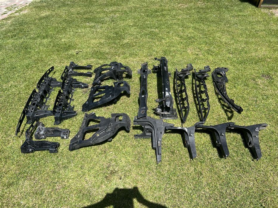 Касета радиаторів BMW X5 E70 установочна телевізор кронштейн БМВ Е70