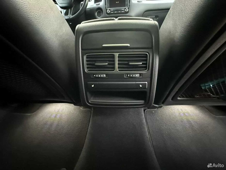 Volksvagen Touareg 2016