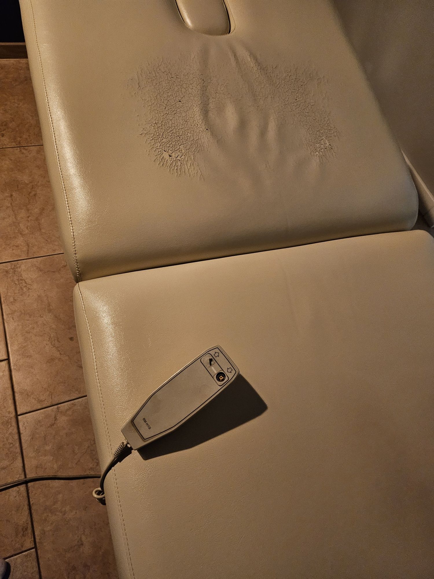 Elektryczny stół do masażu leżanka