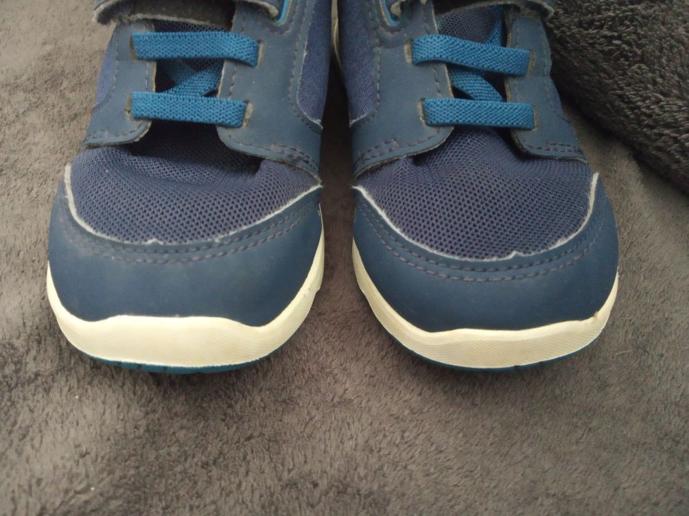 Buty chłopięce rozm. 26 Decathlon
