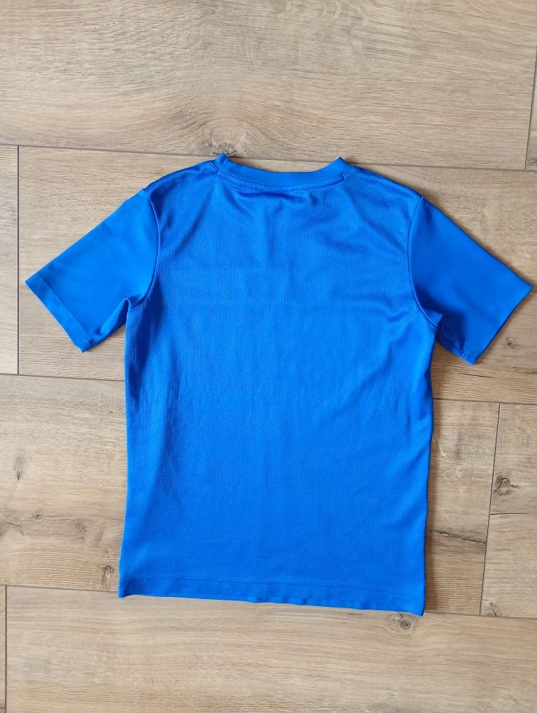 Koszulka Nike Dri-Fit roz 134-140