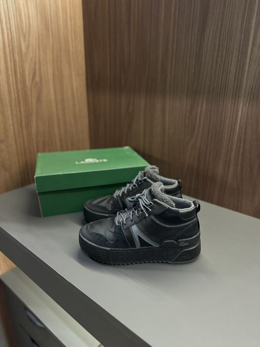 Жіночі кросівки, ботинки Lacoste оригінал hugo boss nike jordan calvin