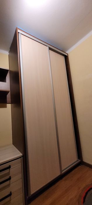 Szafa przesuwna + polka