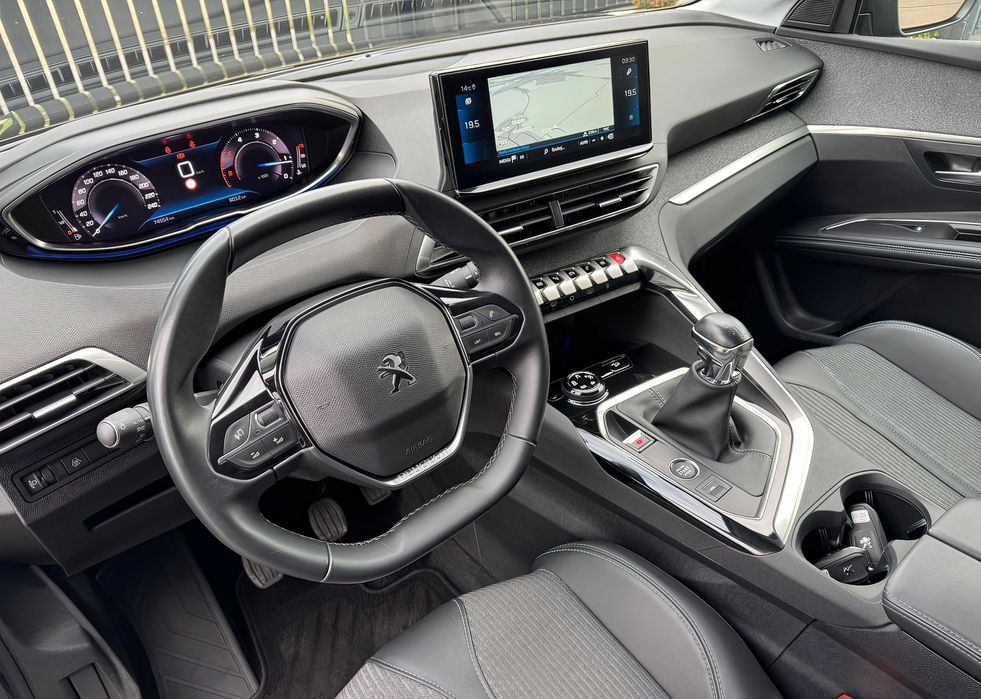 Peugeot 3008      2022