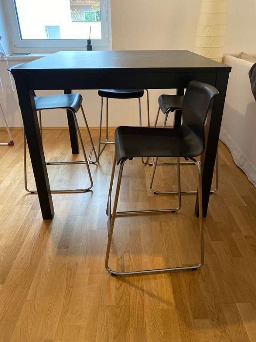 Stół barowy Ikea Bjursta + 4 hokery
