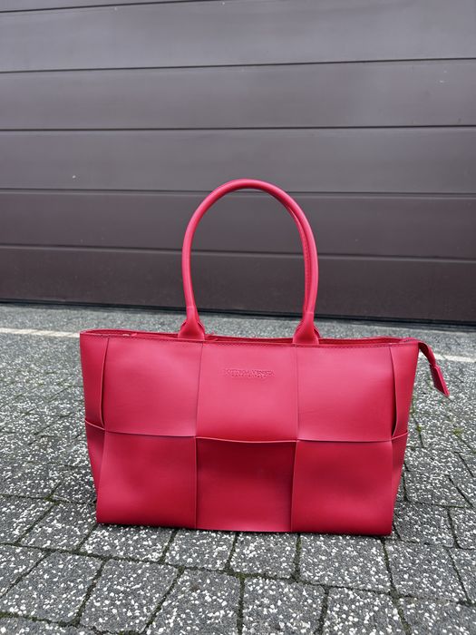 Torebka damska czerwona Bottega Veneta