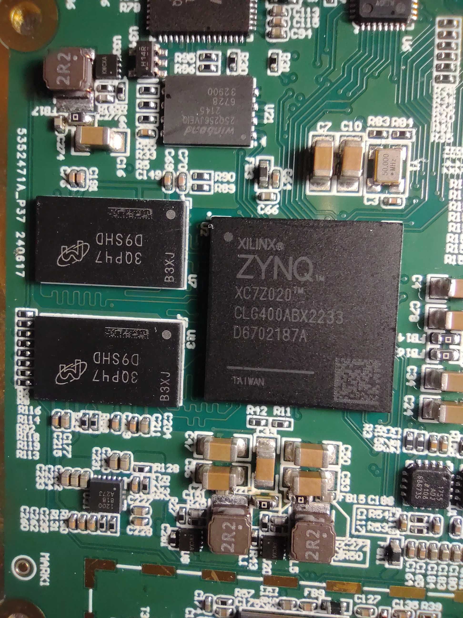 Adalm PLUTO+   Plus  SDR радіо