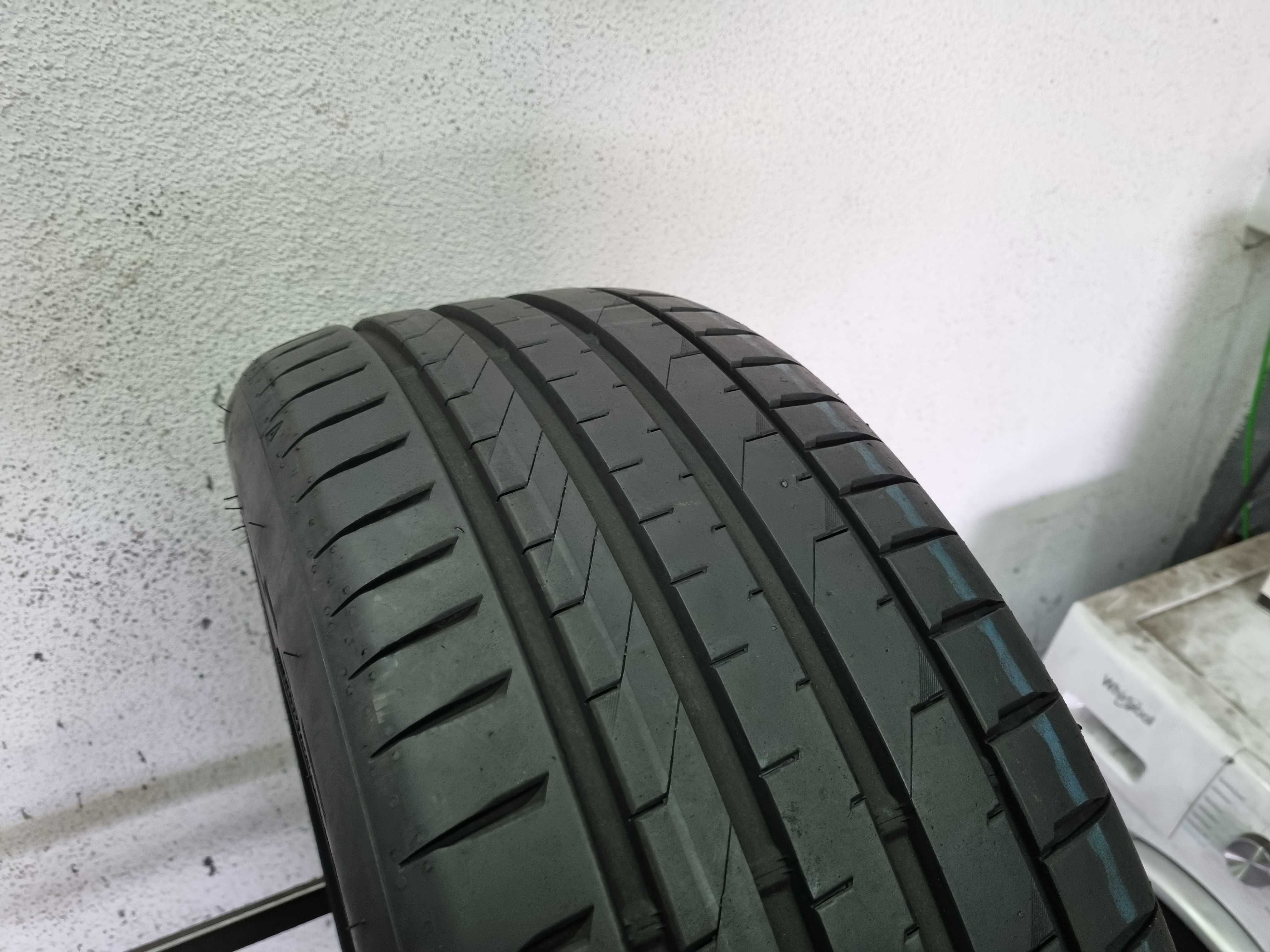 235/45/18 98Y Falken Azenis FK520 D.0124