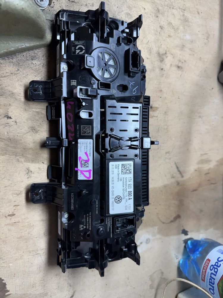 Licznik lcd virtualny vw t-rock, jetta 17A920890A