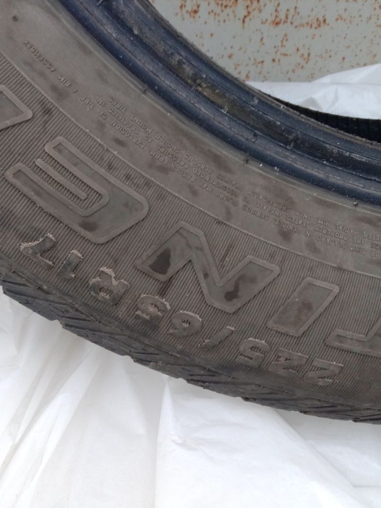 Резина 225/65/ R17