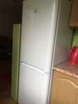 Холодильник Indesit