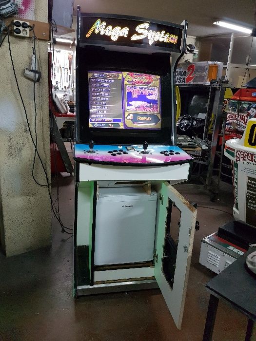 Máquina Diversão Arcade / Frigo bar