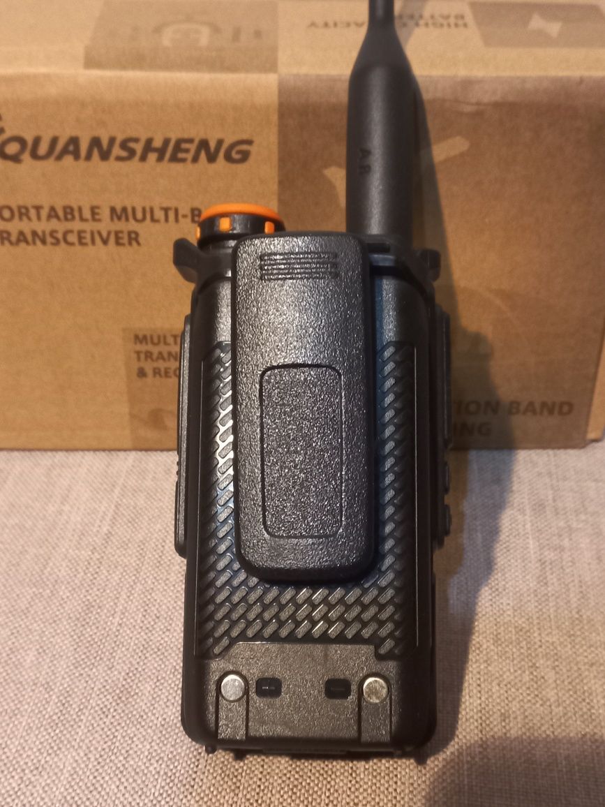 Rádio dual band VHF e UHF Quansheng UV-K5 (99)