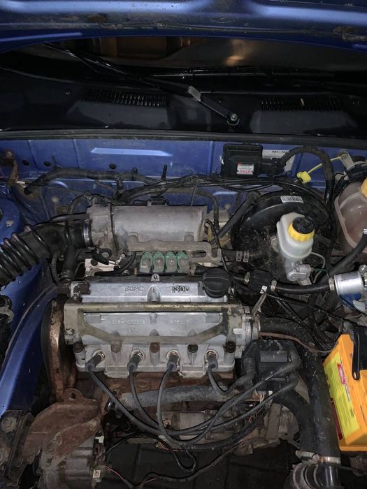 Продам машину sens 1.3