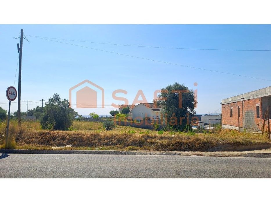 Lote de terreno para construção na Brogueira
