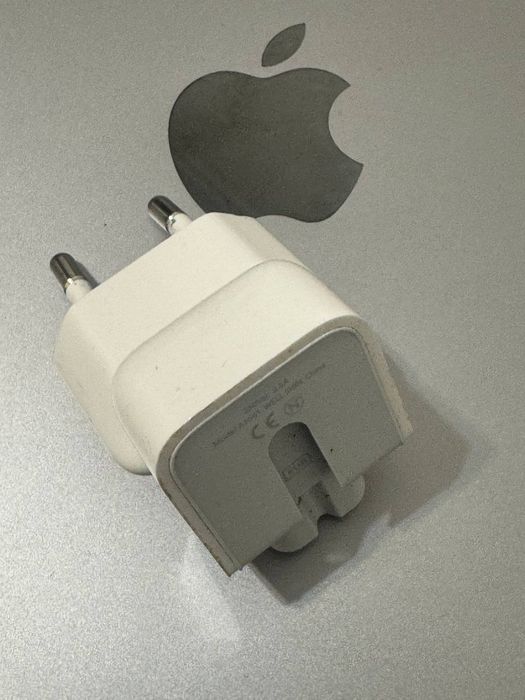 Носик , штекер EU зарядки Macbook