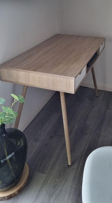 Secretária de computador