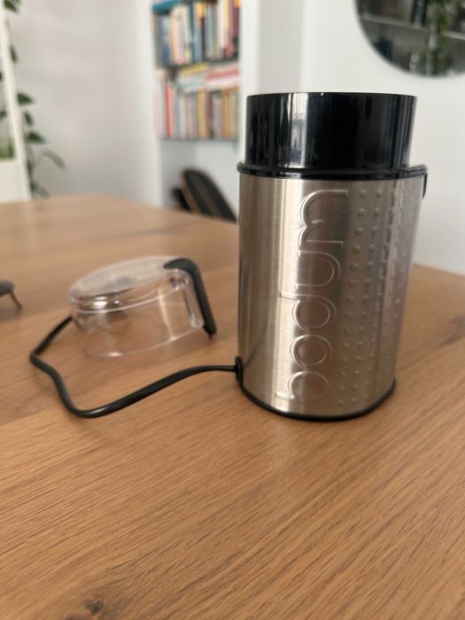 Conjunto Bodum - Moinho de Café + Cafeteira de Filtro