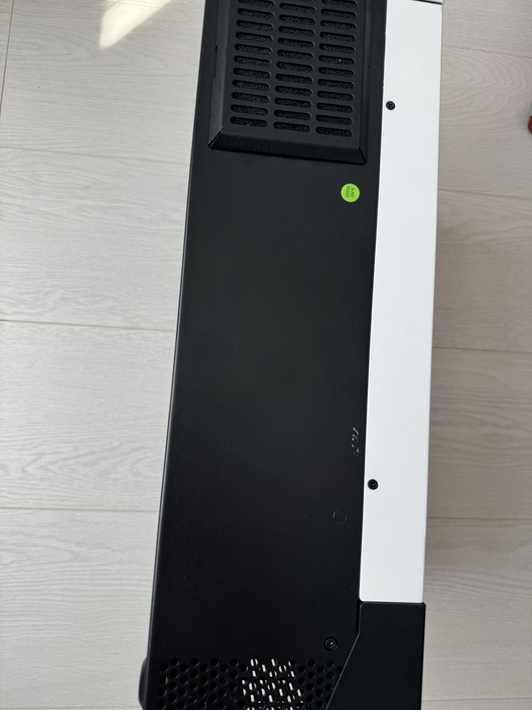 Гібридний інвертор Voltronic Axpert King II 5KW 48V Wi-Fi
