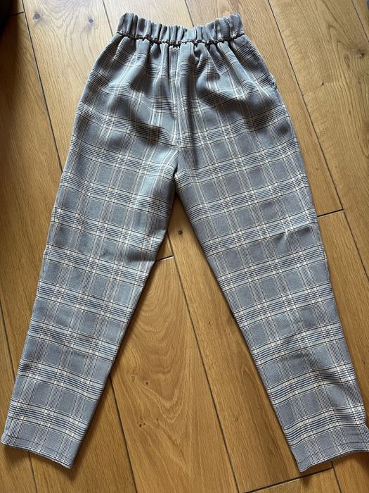 Spodnie eleganckie chinosy w kratę Pull&Bear