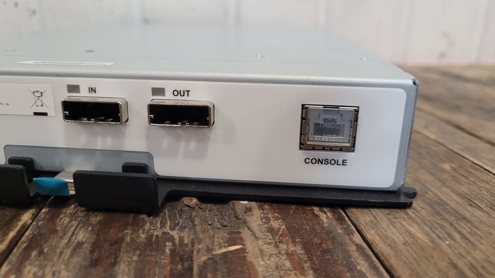 Модуль Hitachi HDS.