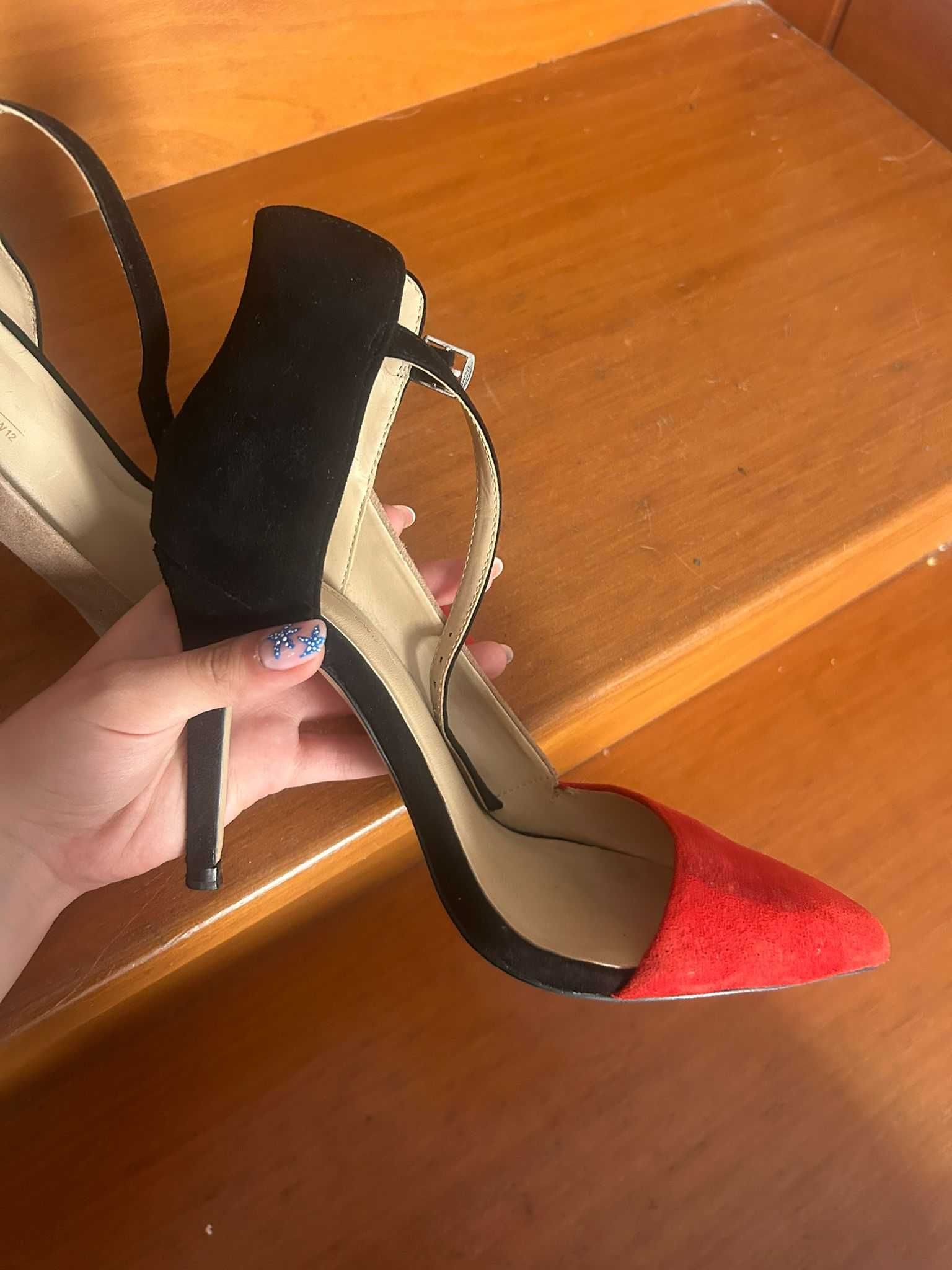 Sapatos Zara basic tricolor- Elegância e Estilo